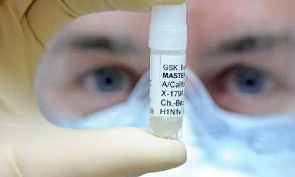 Εμβολιασμοί: Πότε ανοίγουν οι πλατφόρμες για ευπαθείς ομάδες και άτομα 70-74 και 65-69 ετών